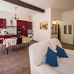 Tedea 2-bedroom 2-bathroom Exclusive Apartment Vernazza